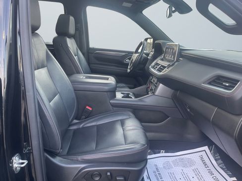 Used 2021 Chevrolet Tahoe RST w/ Luxury Package image 17