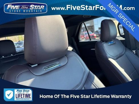New 2026 Ford Explorer Platinum RWD image 16