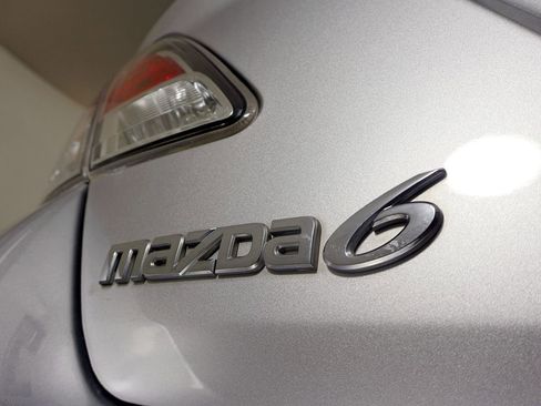 Used 2011 MAZDA MAZDA6 i Sport image 16