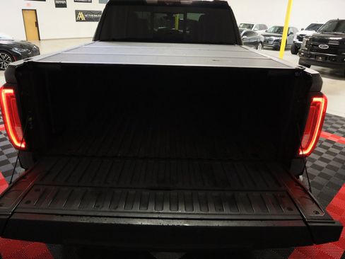 Used 2020 GMC Sierra 1500 AT4 w/ AT4 Premium Package image 10