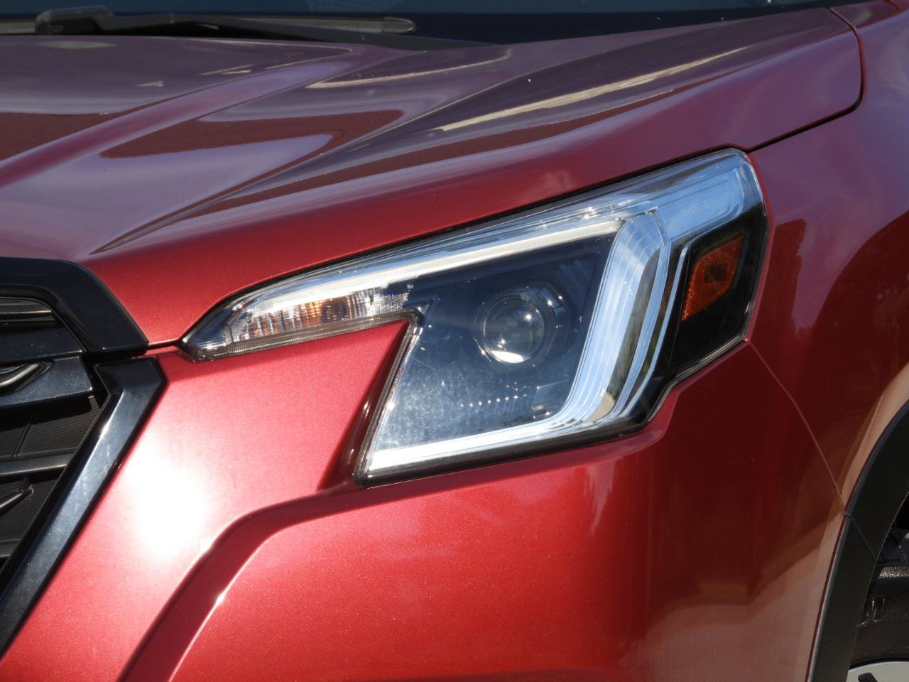 Used 2023 Subaru Forester Premium AWD/4WD image 4