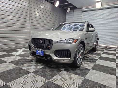 Used 2019 Jaguar F-PACE S AWD/4WD image 44