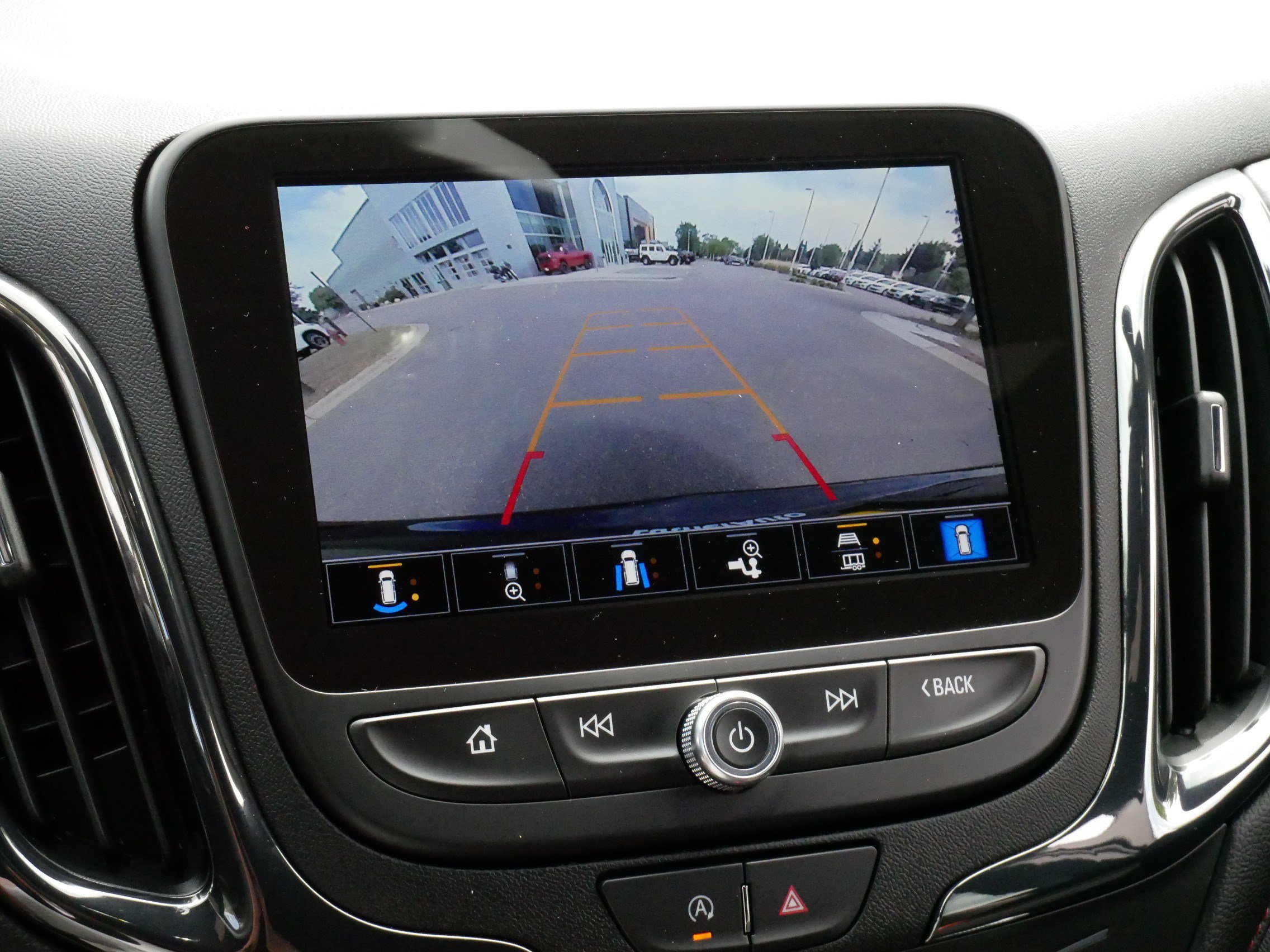 Used 2024 Chevrolet Equinox RS AWD/4WD image 28