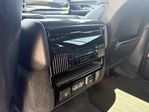 Used 2022 Jeep Wagoneer Series I w/ Convenience Group I AWD/4WD image 18