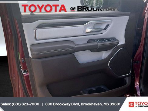 Used 2026 RAM 1500 Laramie AWD/4WD image 17