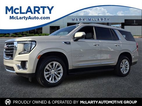Used 2022 GMC Yukon SLT w/ SLT Luxury Package image 1