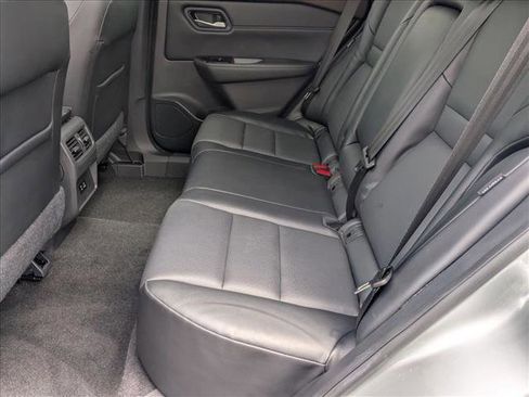 Certified 2022 Nissan Rogue SV w/ SV Premium Package FWD image 19