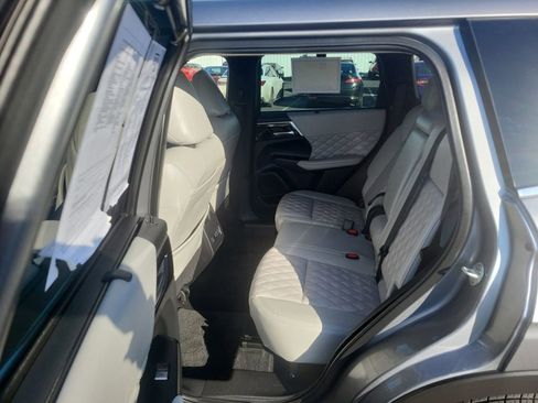 Used 2023 Mitsubishi Outlander SEL AWD/4WD image 21