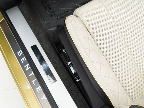 Certified 2022 Bentley Continental GT image 20