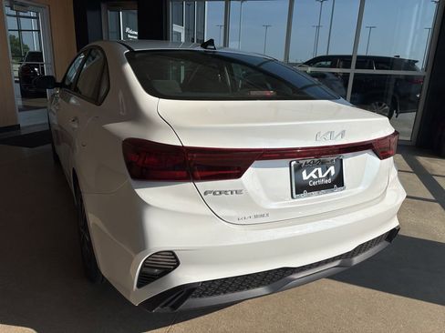 Certified 2024 Kia Forte LXS FWD image 10