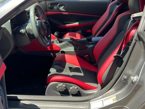 New 2025 Nissan Z Performance w/ Floor Mat Package RWD image 20