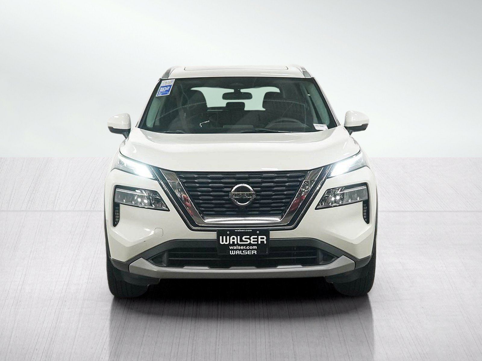 Used 2021 Nissan Rogue SV w/ Premium Package AWD/4WD image 9
