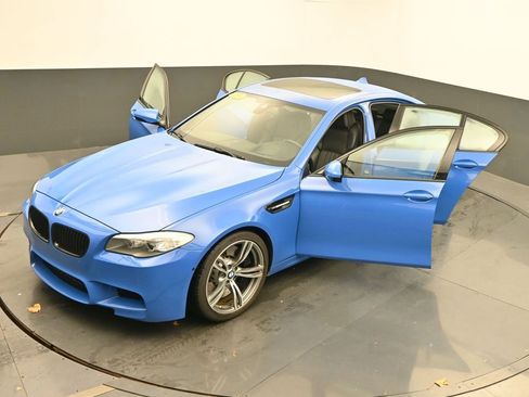 Used 2013 BMW M5 Base image 55