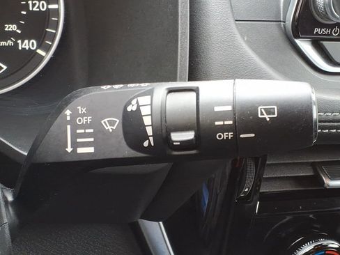 Used 2021 Nissan Rogue SV AWD/4WD image 27