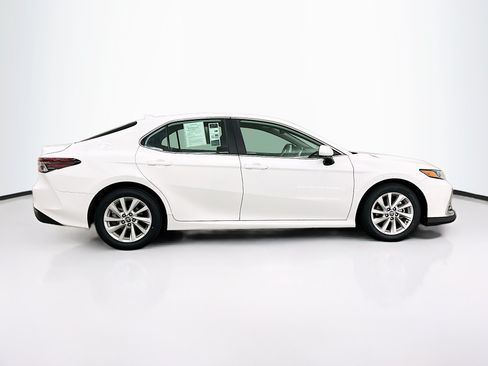 Used 2024 Toyota Camry LE FWD image 10