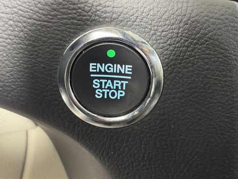 Used 2020 Ford Edge Titanium w/ Equipment Group 301A image 26