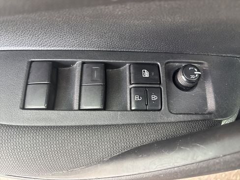 Used 2024 Toyota Corolla LE image 15