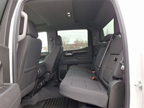 New 2025 GMC Sierra 1500 Elevation image 8