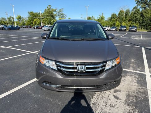 Used 2016 Honda Odyssey SE image 9