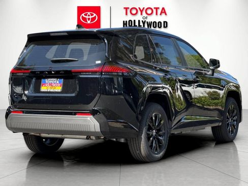 New 2026 Toyota RAV4 SE AWD/4WD image 4