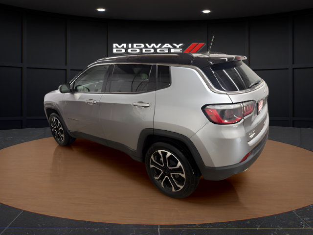 Used 2022 Jeep Compass Limited AWD/4WD image 3