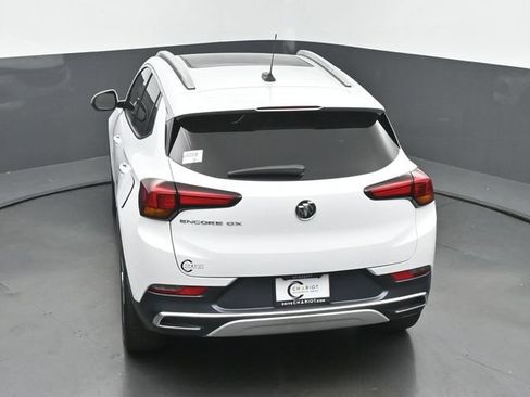 Used 2021 Buick Encore GX Essence w/ Experience Buick Package FWD image 40