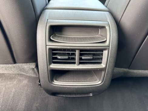 Used 2022 Cadillac XT5 Sportv AWD/4WD image 14