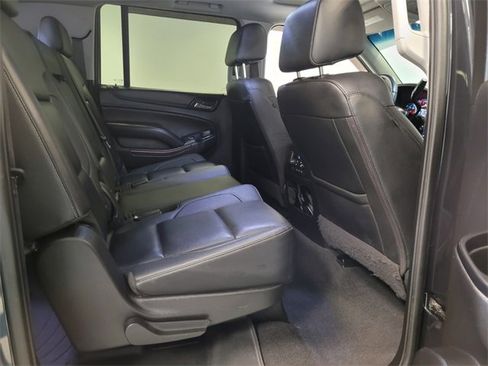 Used 2020 GMC Yukon XL SLT w/ Open Road Package image 18