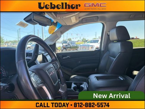 Used 2015 GMC Yukon SLT w/ HD Trailering Package AWD/4WD image 26