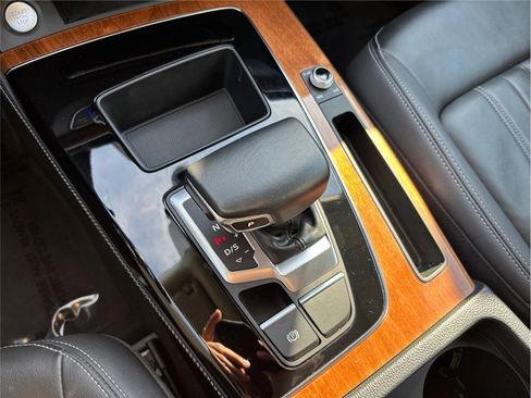 Used 2023 Audi Q5 2.0T Premium Plus w/ Premium Plus Package image 40