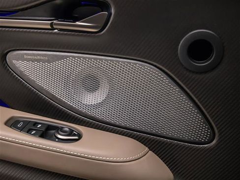 New 2026 Aston Martin Vanquish image 28