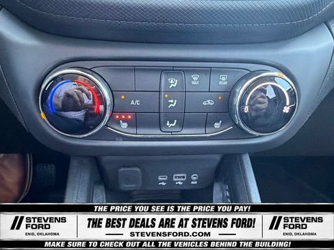 Used 2023 Chevrolet TrailBlazer LT FWD image 26