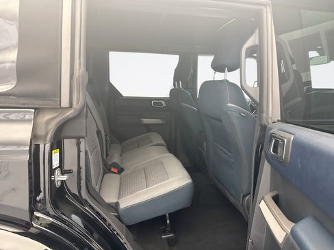 Used 2023 Ford Bronco Outer Banks AWD/4WD image 17