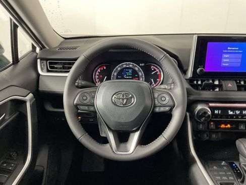 New 2025 Toyota RAV4 XLE image 10