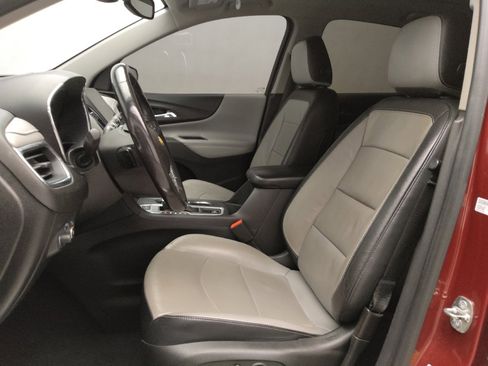 Used 2019 Chevrolet Equinox Premier image 17