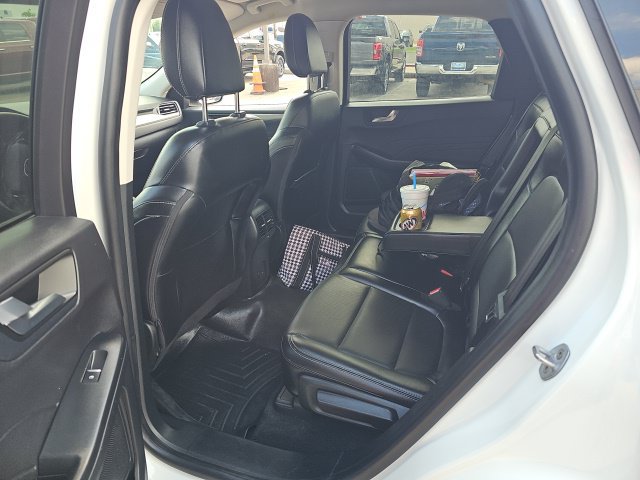 Used 2022 Ford Escape SEL FWD image 4