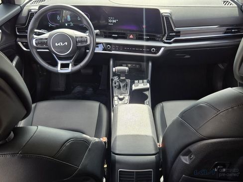 Certified 2025 Kia Sportage EX image 13