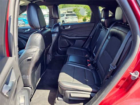 Used 2025 Ford Escape ST-Line w/ Tech Pack #1 FWD image 32