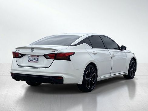 Used 2023 Nissan Altima 2.5 SR w/ SR Premium Package FWD image 8