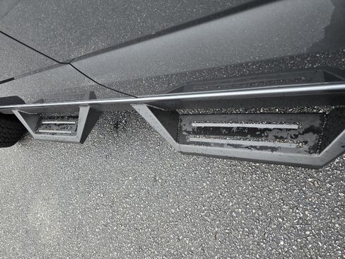 Used 2022 Chevrolet Colorado Z71 image 11