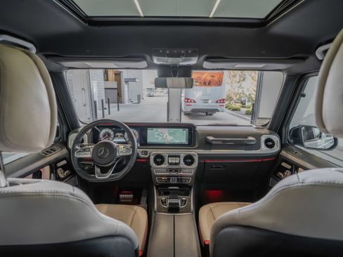 Used 2021 Mercedes-Benz G 550 image 26