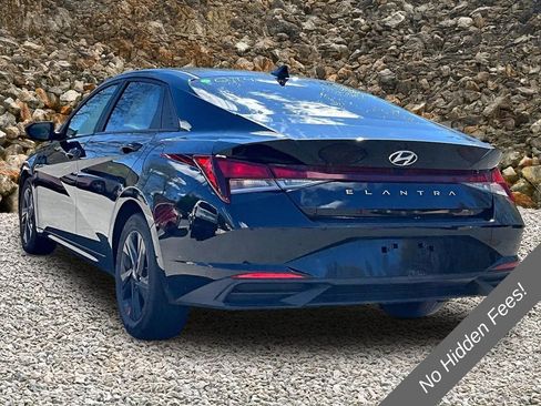 Used 2023 Hyundai Elantra SEL FWD image 10