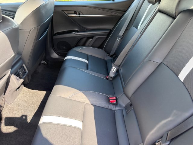 Used 2026 Toyota Camry SE FWD image 19