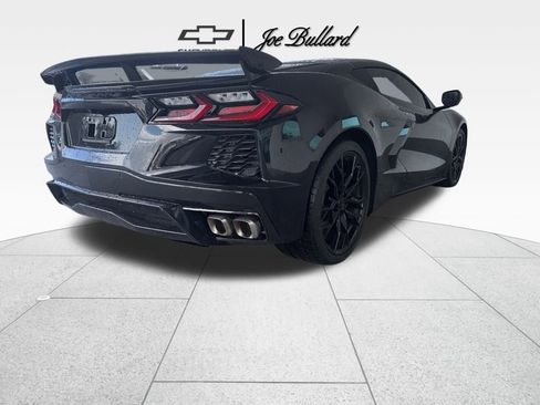 Used 2025 Chevrolet Corvette Stingray w/ Z51 Performance Package image 5