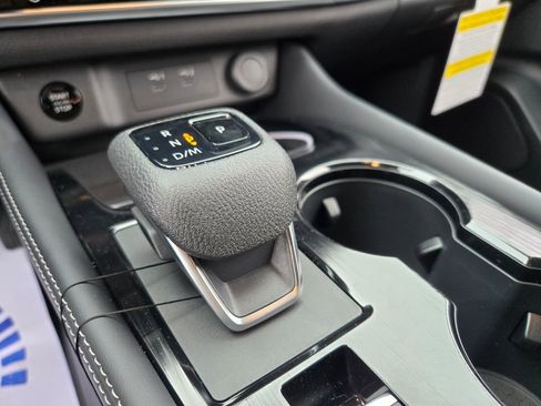 New 2026 Nissan Rogue Platinum image 8