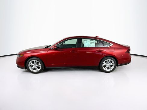Certified 2025 Honda Accord LX image 7