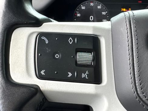 Used 2023 Land Rover Defender 110 X-Dynamic SE AWD/4WD image 23