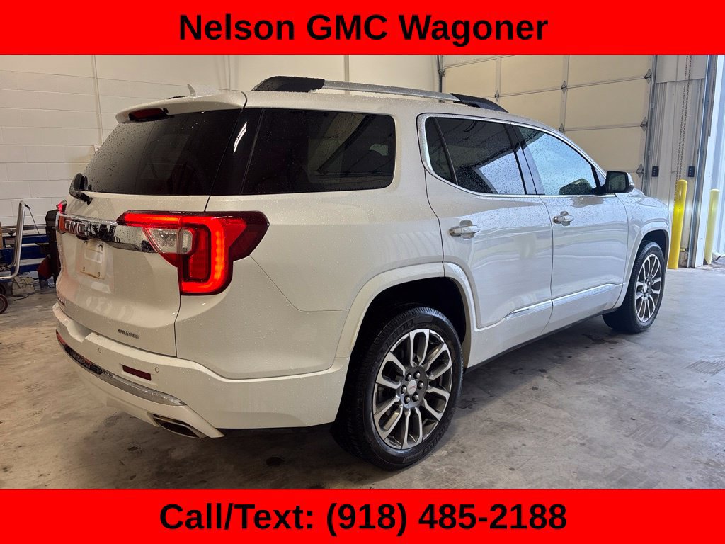Used 2023 GMC Acadia Denali w/ Denali Ultimate Package AWD/4WD image 5