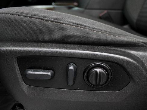 Used 2022 Chevrolet Silverado 1500 RST image 36