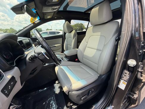 Used 2021 Kia Sportage S FWD image 10